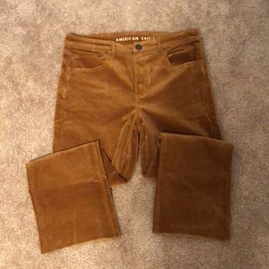 American Eagle raw-hem cropped corduroy pants